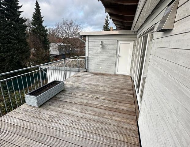 Sonnige zwei Zimmer Penthouse-Wohnung im Herzen von Meckelfeld - Foto 1