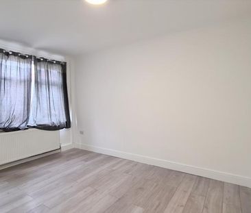 4 bedroom terraced house to rent - Photo 1