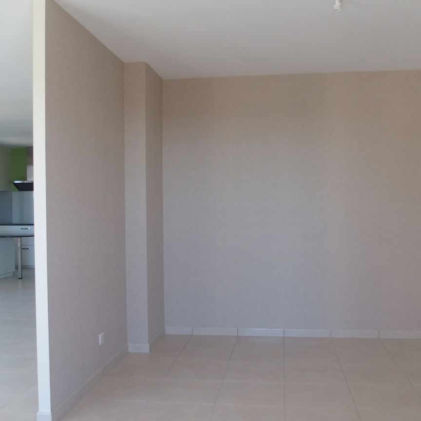 Location Appartement 5 pièces 143m² BEAUNE 21200 - Photo 1