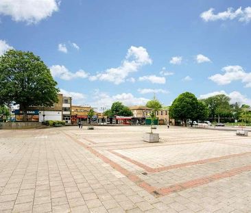 The Square, Marlowes, Hemel Hempstead, HP1 - Photo 2