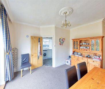 2 bedroom maisonette to rent - Photo 6