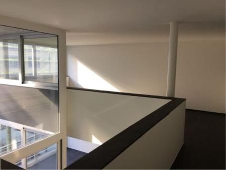Opening a 5.5-room maisonette apartment in the heart of Oerlikon - Photo 5