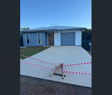 21 Norfolk Street, Russell Island, Qld 4184 - Photo 6