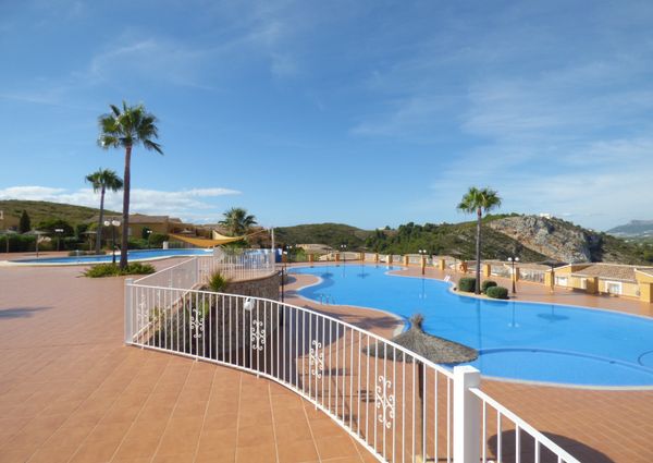 Villa for rent with 4 bedrooms and 3 bathrooms with stunning views