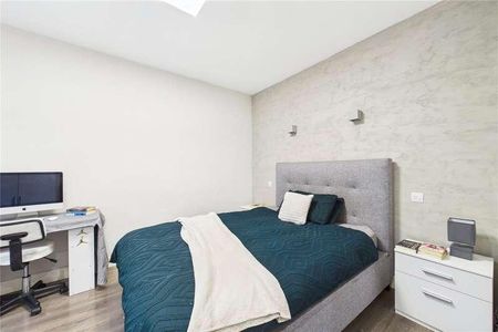 High Street, Theale, Reading, RG7 - Photo 2