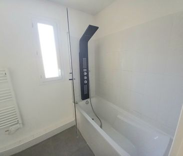 AIX LA DURANNE APPARTEMENT 3 PIECES TERRASSE ET PARKING, - Photo 5