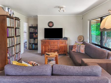 Te Kauwhata - Country Atmosphere - 2 Bedroom House with Tranquil View - Photo 5