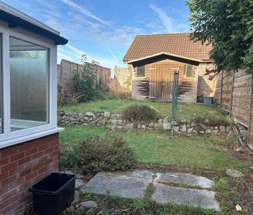 1 bedroom end of terrace house to rent - Photo 2