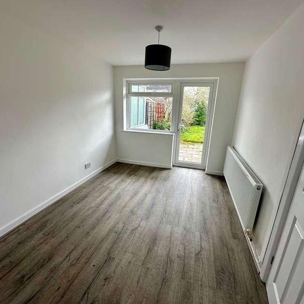 Penrhyn Crescent, Stockport, SK7 - Photo 1