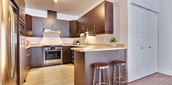 Grands condos 2 ch. Entrée ind. Idéal famille Lebourgneuf Quebec à louer - appartement / logement - Photo 2