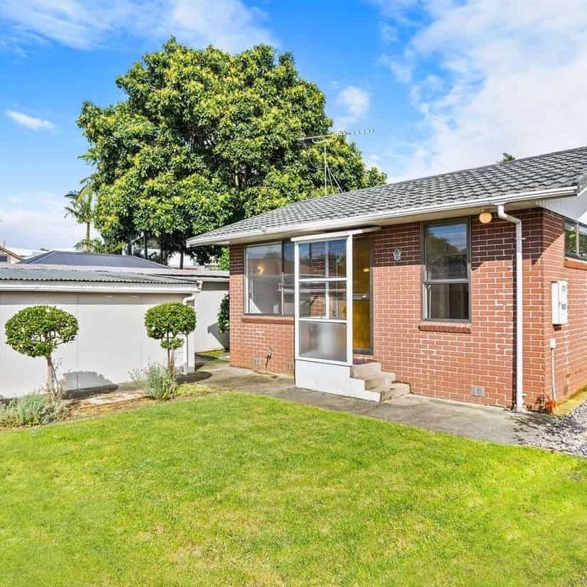 Your Ideal One-Bedroom Home - Photo 1