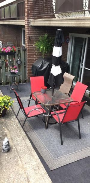 41/2, Béton**Tout rénové**Impeccable!**Rez-de-Jardin**Grande terrasse**Belle luminosité**Non fumeur de toute substance**1425$/mois - Photo 1