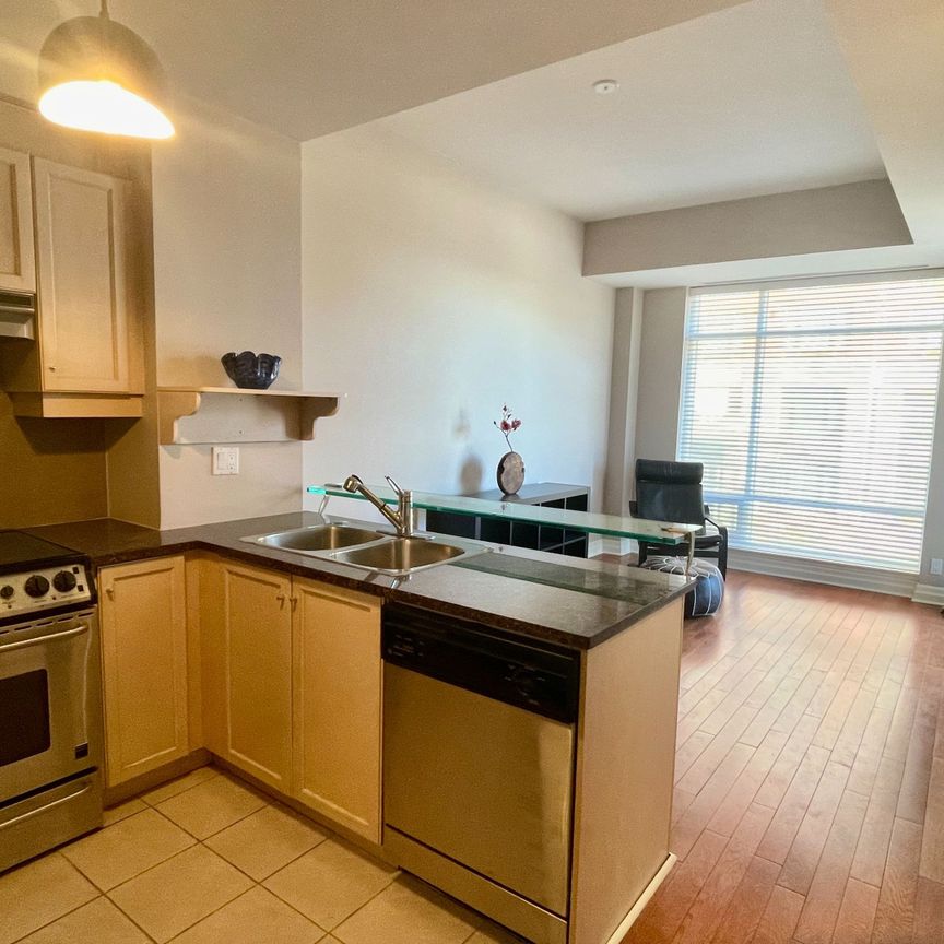 For Lease - 500 Queens Quay Unit# 105W, Toronto, Ontario - Photo 1