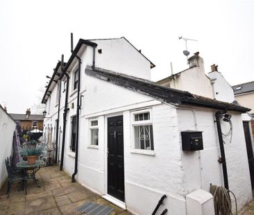 2 bedroom maisonette to rent - Photo 5