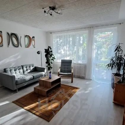 Pronájem bytu 2+kk s terasou, Moravanů, Praha 6 -Břevnov. - Photo 1
