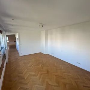Großzügige, ruhige Dachbodenwohnung mit Terrasse - Foto 3