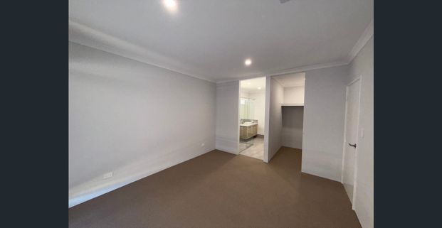 COASTAL LIVING - Photo 1