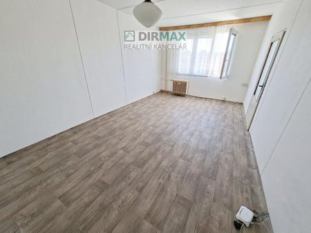 Pronájem bytu 2+1 62 m2 - Fotografie 4