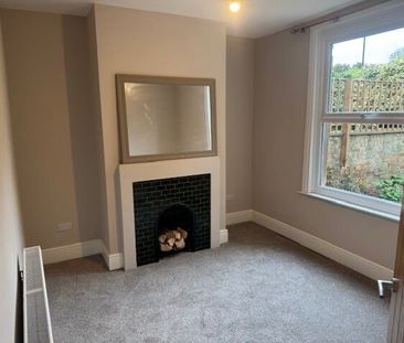 Alexandra Road - Photo 4