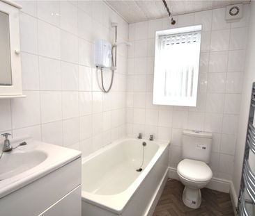 Prenton Road West, CH42 9PX, Birkenhead - Photo 2