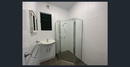 Duplex - Town Location - Photo 5