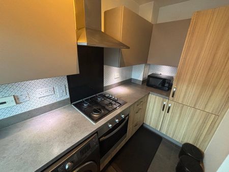 2 bedroom terraced house to rent - Photo 3