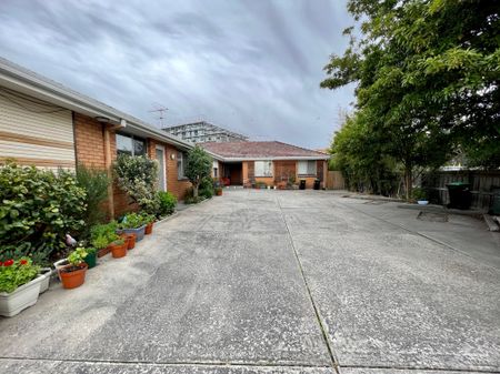 4/229 Gower Street, Preston VIC 3072 - Apartment For Rent | Domain - Photo 2