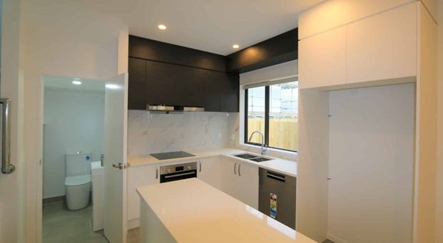 3 Bedroom House in Papakura - Photo 1