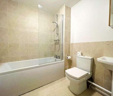 Somers Close, Reigate, RH2 - Photo 3