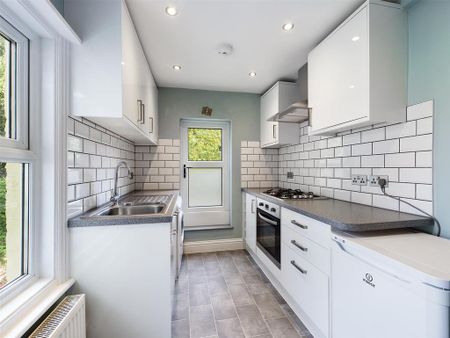 1 bedroom flat to rent - Photo 3