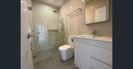Smart living in vibrant city pocket - Photo 5