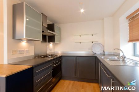 2 bedroom apartment to rent - Photo 4