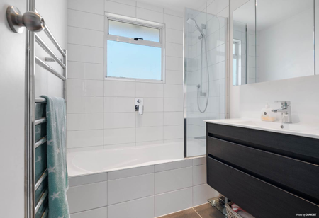 MT WELLINGTON, 3 BEDROOMS - Photo 2