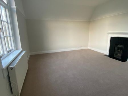 19 Circular Road East, Cultra, Holywood, BT18 0HA - Photo 5