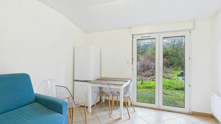 LOCATION STUDIO MEUBLE PONT A MOUSSON AVEC TERRASSE - Photo 4