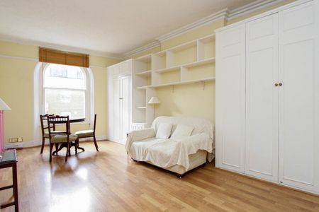 studio property to let - Photo 2