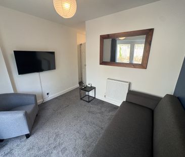 Gale Lane, Acomb - P10827 - Photo 5