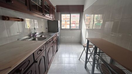 Queluz - Apartamento T1, excelente localização - Photo 3