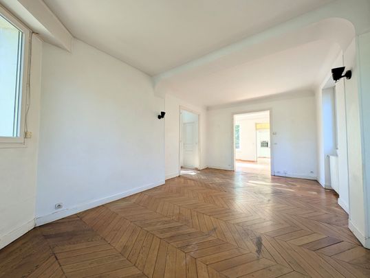 Location Maison 6 pièces 135m² - Photo 1