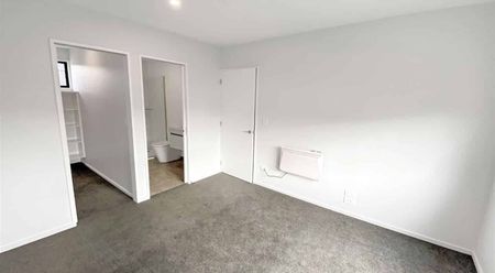 Convenient Location & Near New - Photo 4