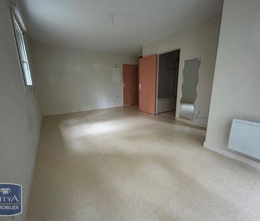 Location Appartement 1 pièce 30m² POITIERS 86000 - Photo 2