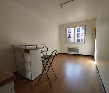 À LOUER – Studio NON MEUBLÉ de 21 m², Rue d’Isly, LILLE-VAUBAN réf ... - Photo 5