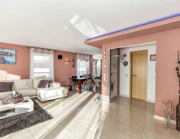 Exklusive 3-Zimmer-Wohnung mit 2 Balkonen in Mühlheim - Foto 1