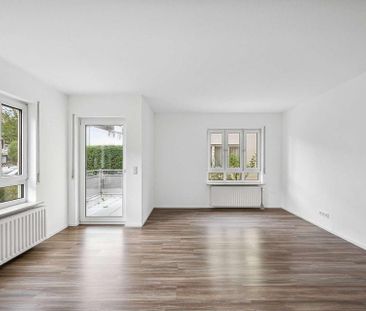 2-Zimmer-Wohnung im EG mit Einbauküche, Balkon und TG-Stellplatz - Photo 1