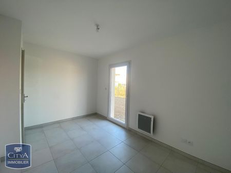 Location Appartement 3 pièces 66m² CARPENTRAS 84200 - Photo 3