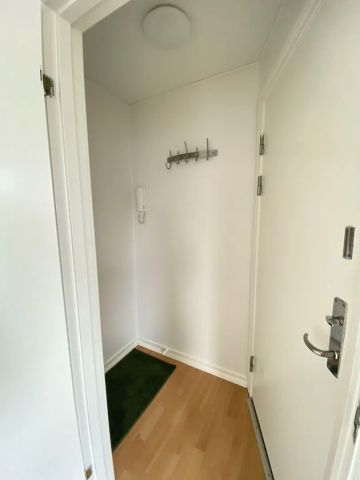 Charmerende lejlighed med lys og liv i Vestbyen - Foto 3