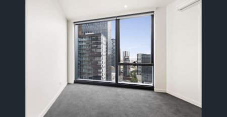 Premium Two-Bedroom Apartment in Brand New Queensbridge Tower - Photo 3
