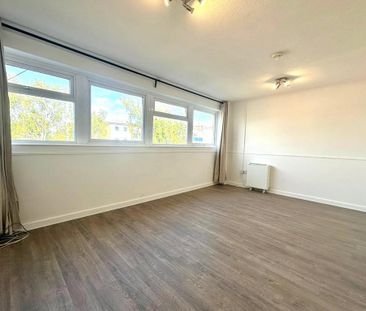 3 bedroom maisonette to rent - Photo 3