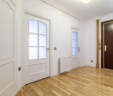 Room in a shared 8-bedroom apartment for rent in Goya - Foto 3