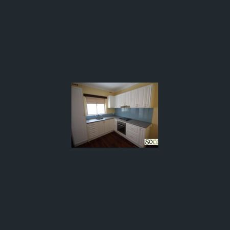 Easy Living - Photo 3